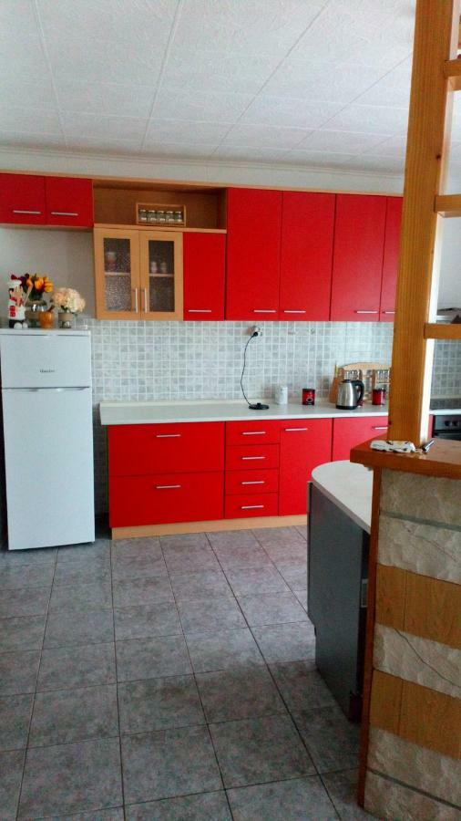 Apartments Duras Gruda Bagian luar foto